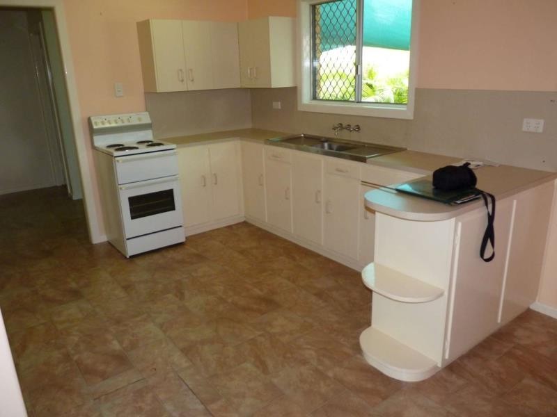 13 Maple Street, Pialba QLD 4655