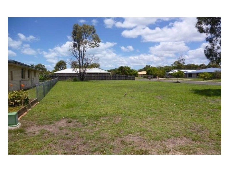 2 Beach Drive, Burrum Heads QLD 4659
