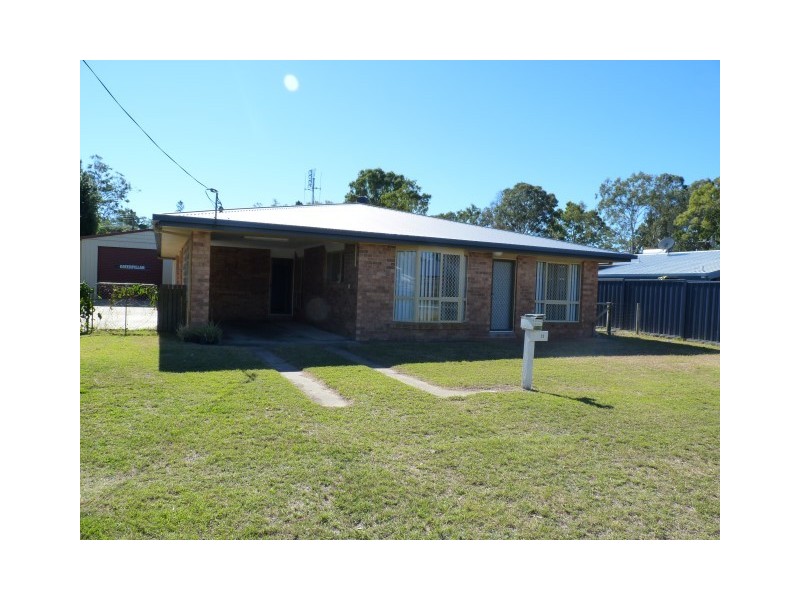 10 Mark Avenue, Toogoom QLD 4655