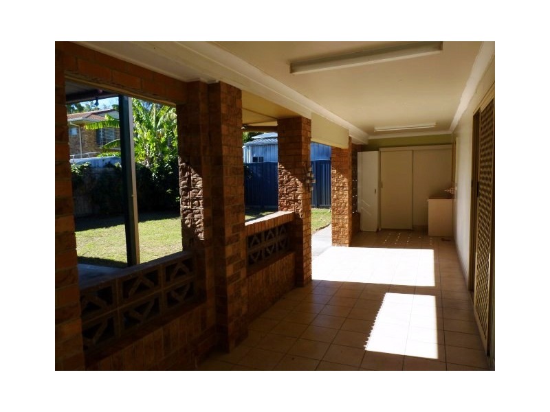10 Mark Avenue, Toogoom QLD 4655