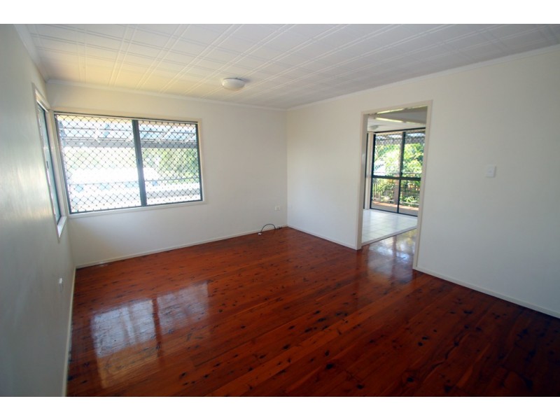 9 Island Outlook, River Heads QLD 4655