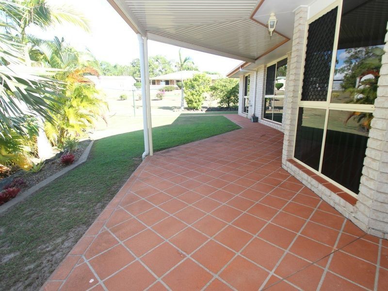 58-60 Palm Way, Dundowran Beach QLD 4655