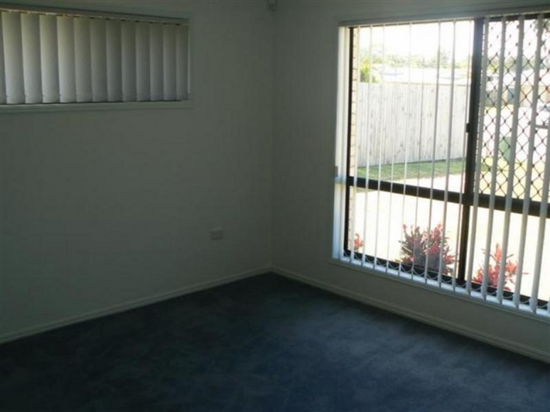8 Arwon Close, Point Vernon QLD 4655