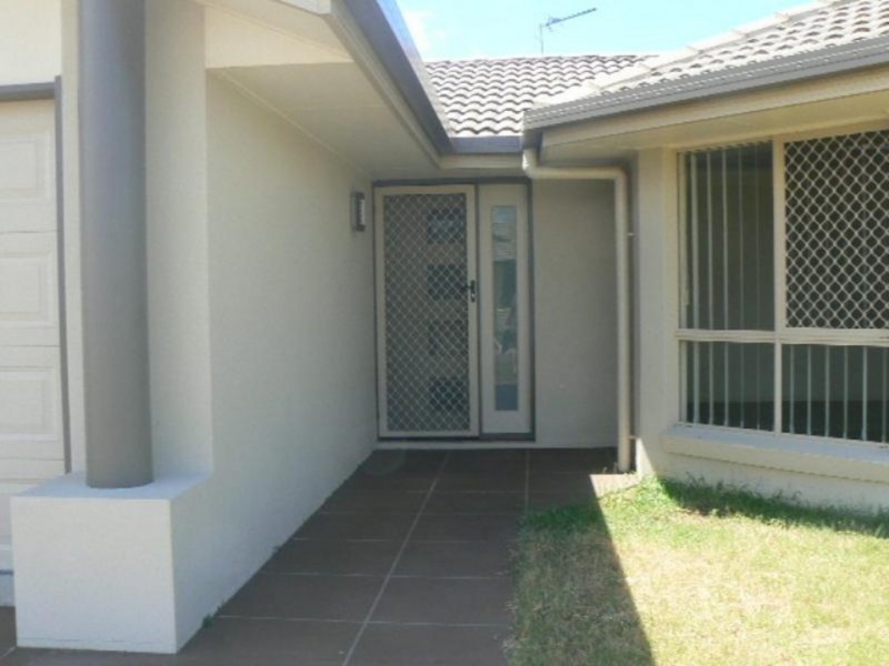 9 Protector Way, Eli Waters QLD 4655