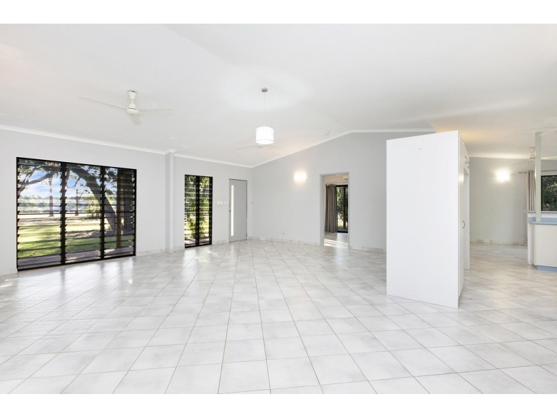 105 Bastin Road, Howard Springs NT 0835