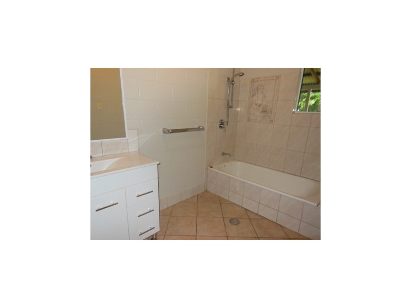 65 Hannibal Crescent, Gray NT 0830