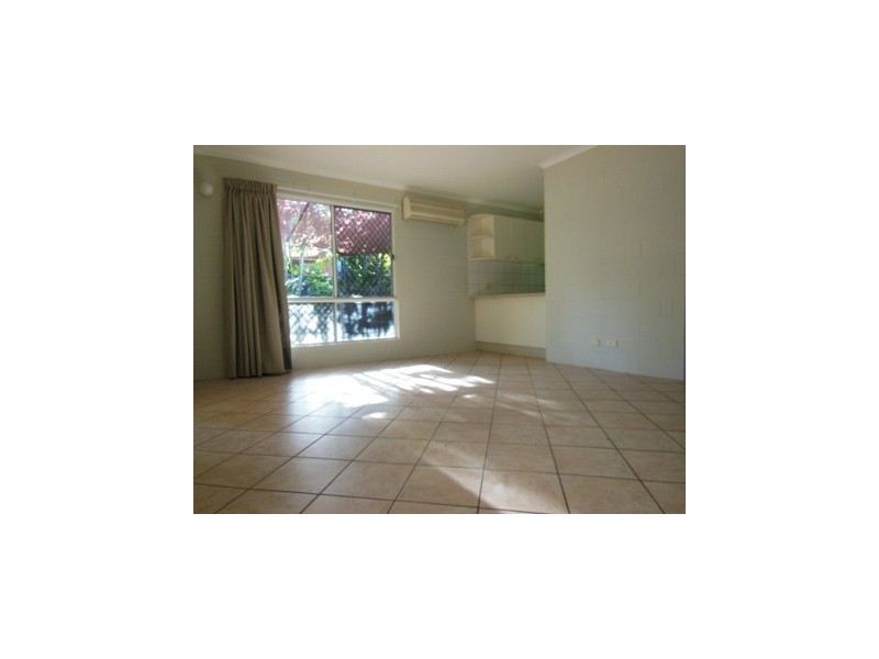 65 Hannibal Crescent, Gray NT 0830