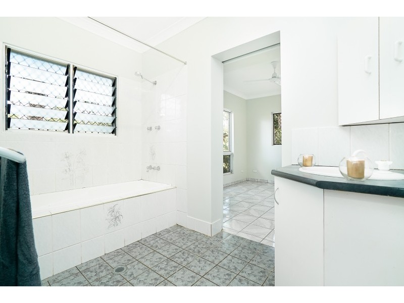 4 Izod Court, Bakewell NT 0832