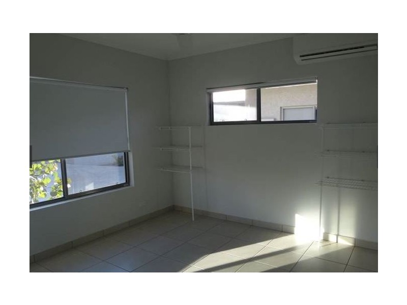 2/15 Hodge Street, Johnston NT 0832