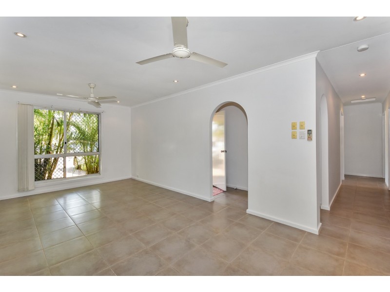 9 Edgeview Court, Leanyer NT 0812