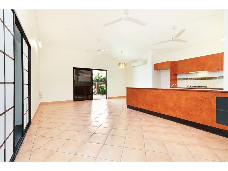9/7 St John Court, The Gardens NT 0820