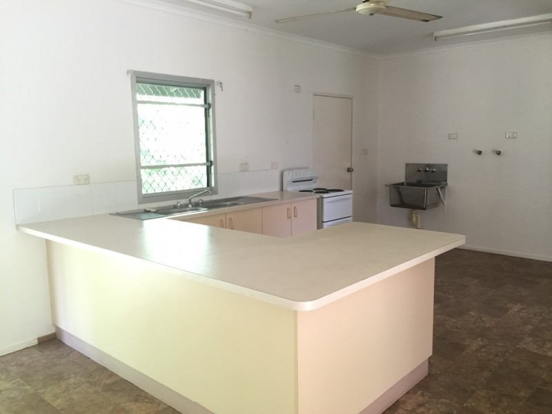 10 Kapalga Street, Tiwi NT 0810