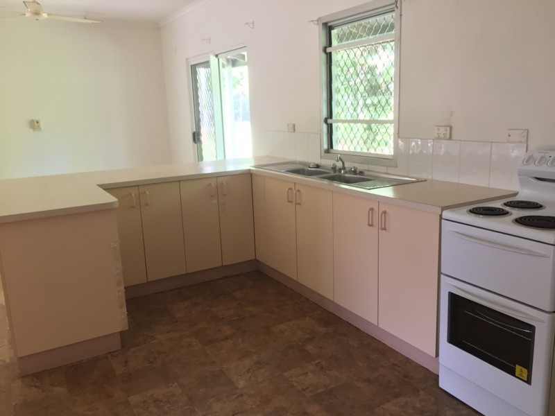 10 Kapalga Street, Tiwi NT 0810