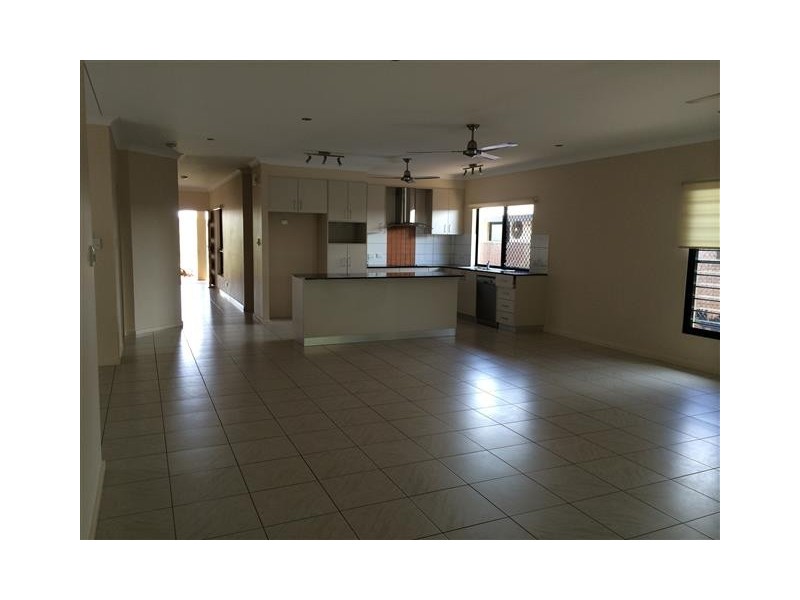 16 Hedley Place, Durack NT 0830