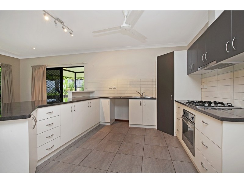 18 Catt Crescent, Farrar NT 0830