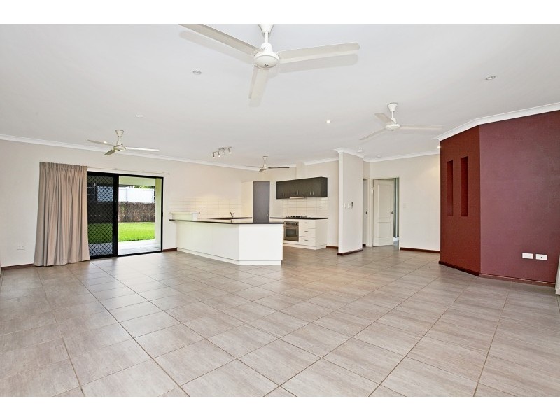 18 Catt Crescent, Farrar NT 0830