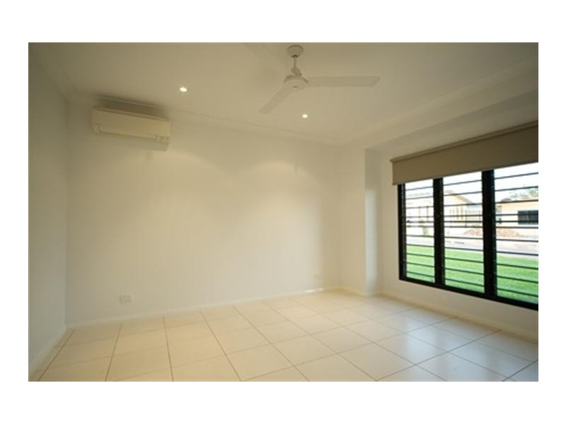 11 Teasdale Street, Johnston NT 0832