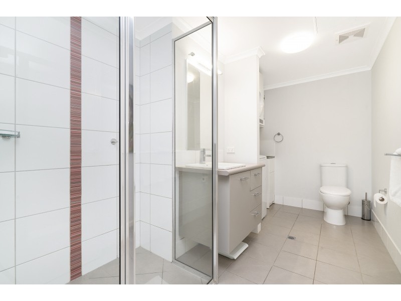 4B/174 Forrest Parade, Rosebery NT 0832
