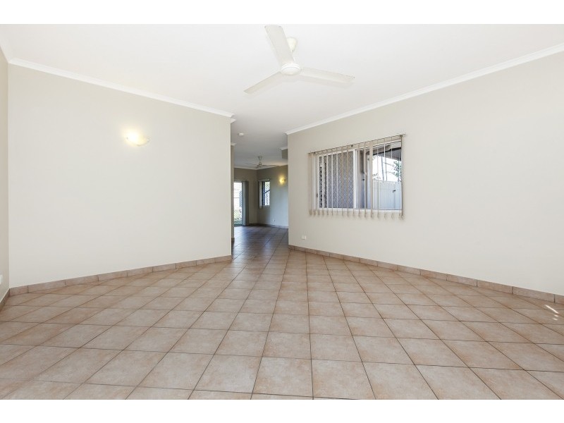5/5 St John Court, The Gardens NT 0820