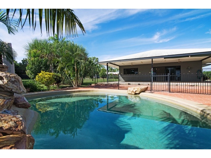 32 Bryden Street, Rosebery NT 0832