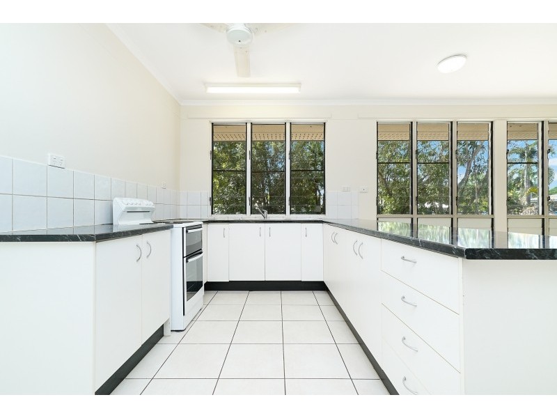 2 Zenith Circuit, Woodroffe NT 0830