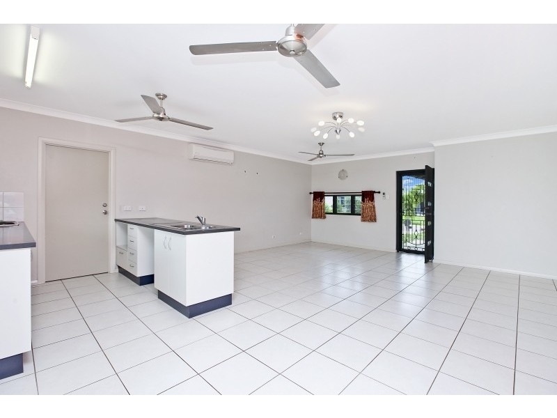 13 Pye Street, Bellamack NT 0832
