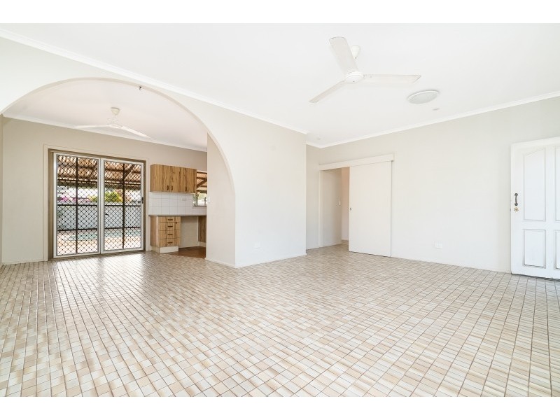 15 Brayshaw Crescent, Millner NT 0810