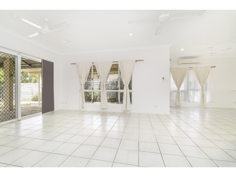 8 Murdoch Garden, Durack NT 0830