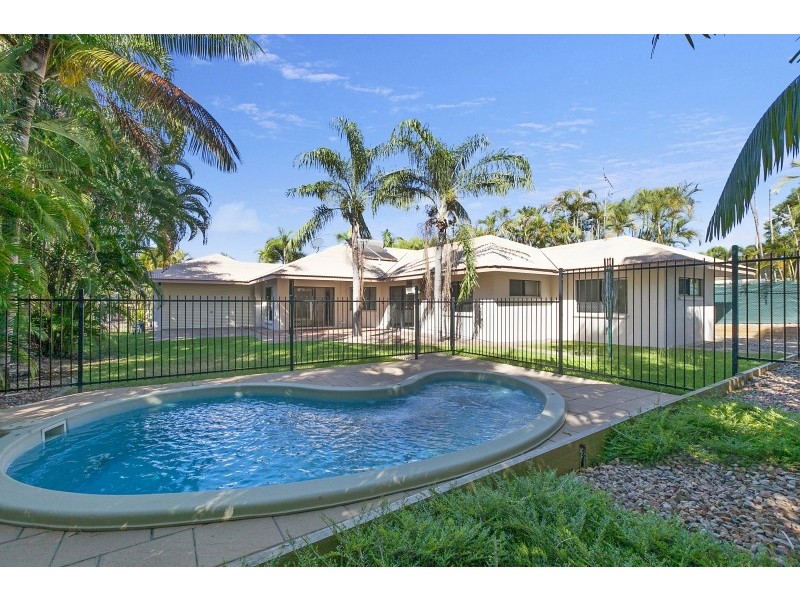 11 Lancewood Street, Rosebery NT 0832