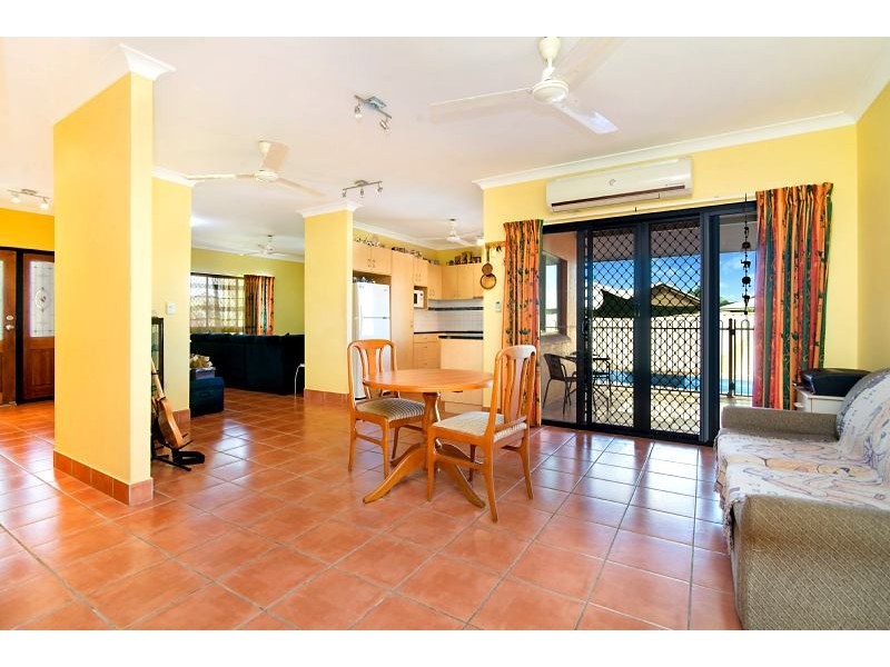 2 Magoffin Street, Farrar NT 0830
