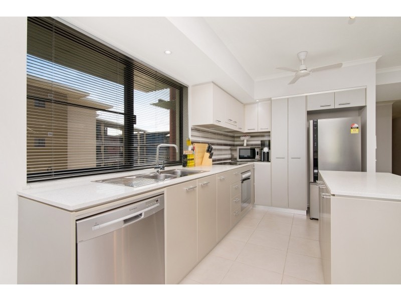 24D/174 Forrest Parade, Rosebery NT 0832