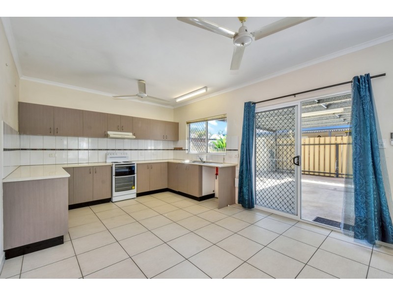2/7 Priore Court, Moulden NT 0830