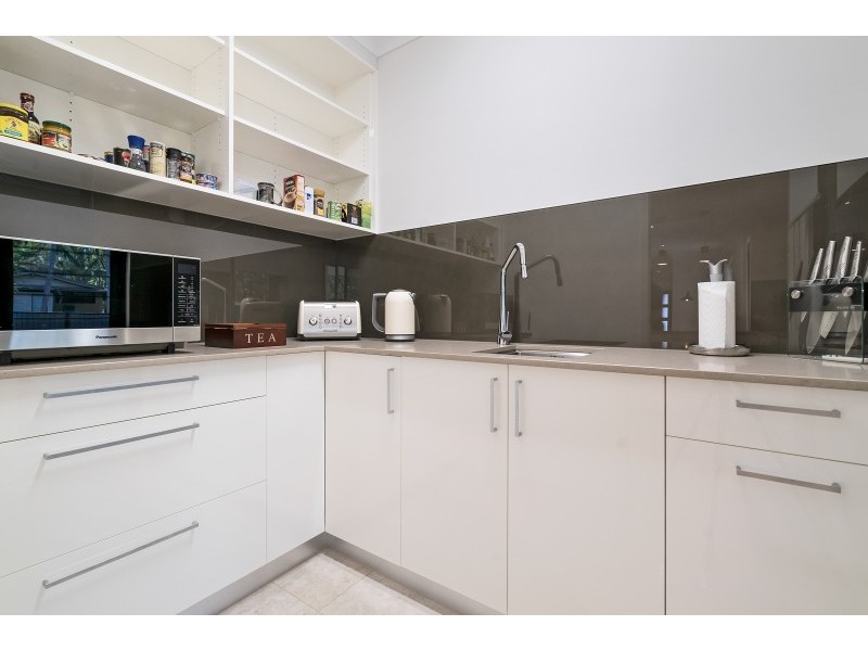 5 Donington Place, Howard Springs NT 0835