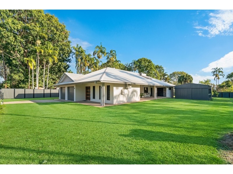 5 Donington Place, Howard Springs NT 0835