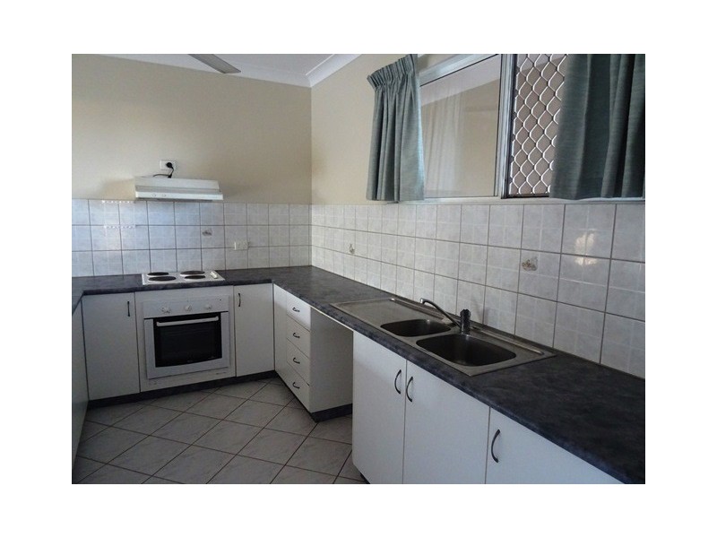 11/2 Mannikan Court, Bakewell NT 0832