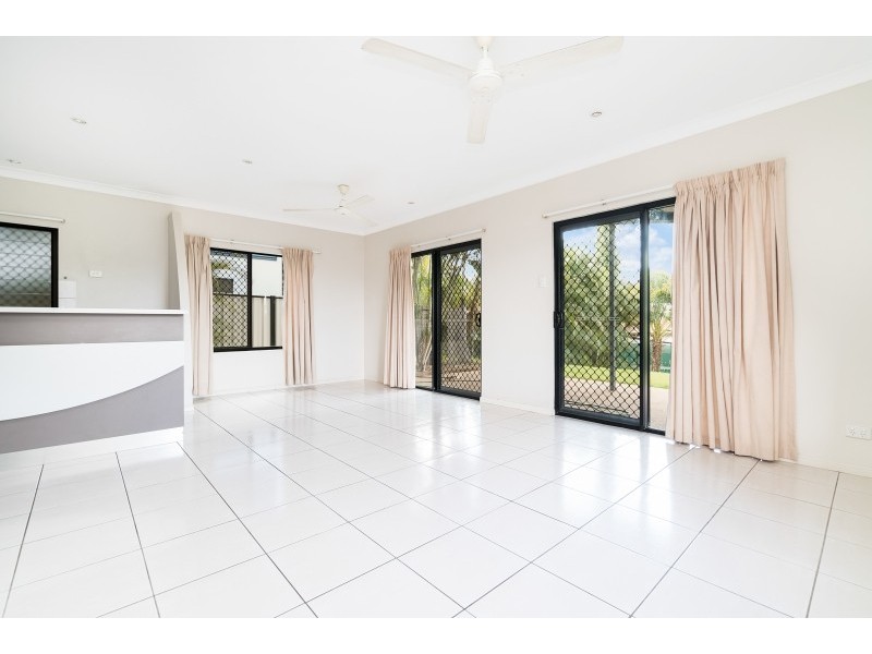 2/3 Odegaard Drive, Rosebery NT 0832