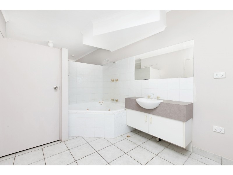 105/21 Cavenagh Street, Darwin City NT 0800
