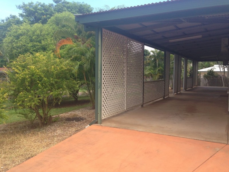 2 Politis Court, Moulden NT 0830
