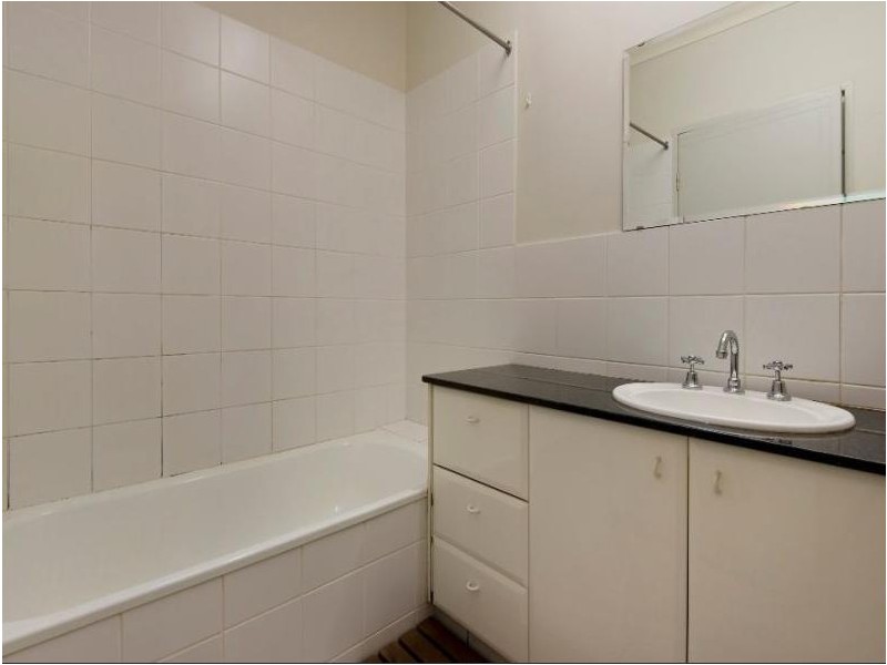 2/17 Sovereign Circuit, Coconut Grove NT 0810