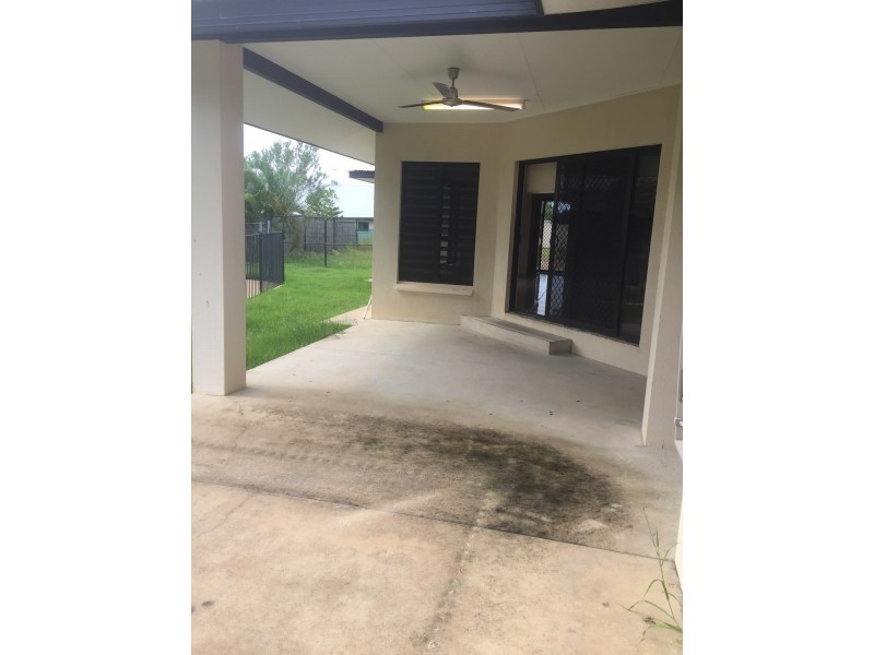 2 Bryden Street, Rosebery NT 0832