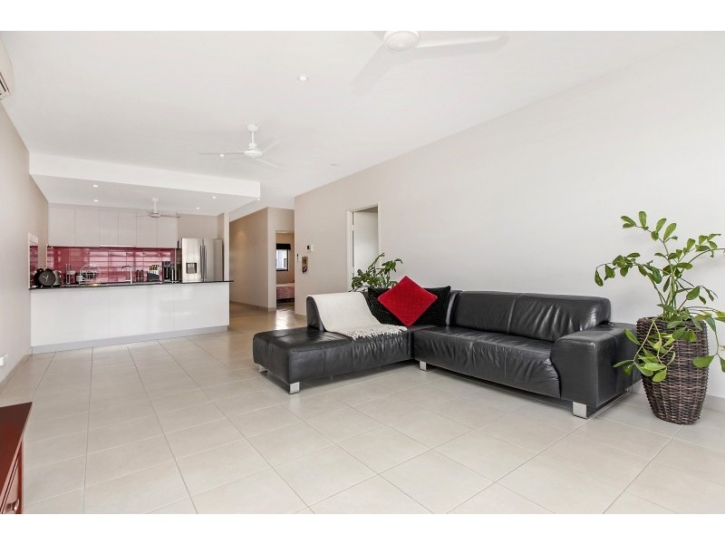 5303/2 Brisbane Cresent, Farrar NT 0830