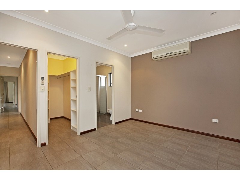 18 Catt Crescent, Farrar NT 0830