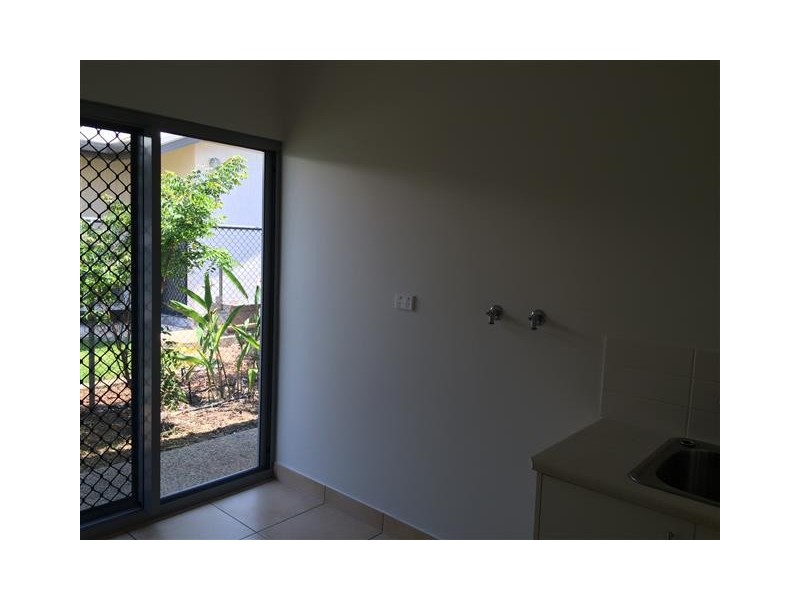 7 Danimila Terrace, Lyons NT 0810