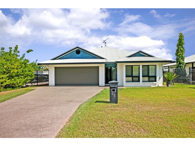 42 Richards Crescent, Rosebery NT 0832