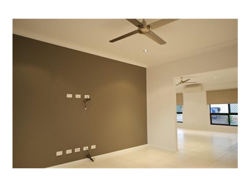 11 Teasdale Street, Johnston NT 0832
