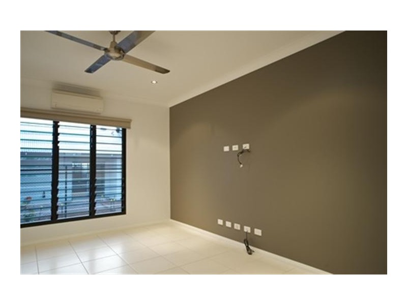 11 Teasdale Street, Johnston NT 0832