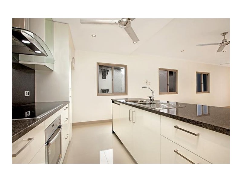 10/30 Lorna Lim Terrace, Driver NT 0830