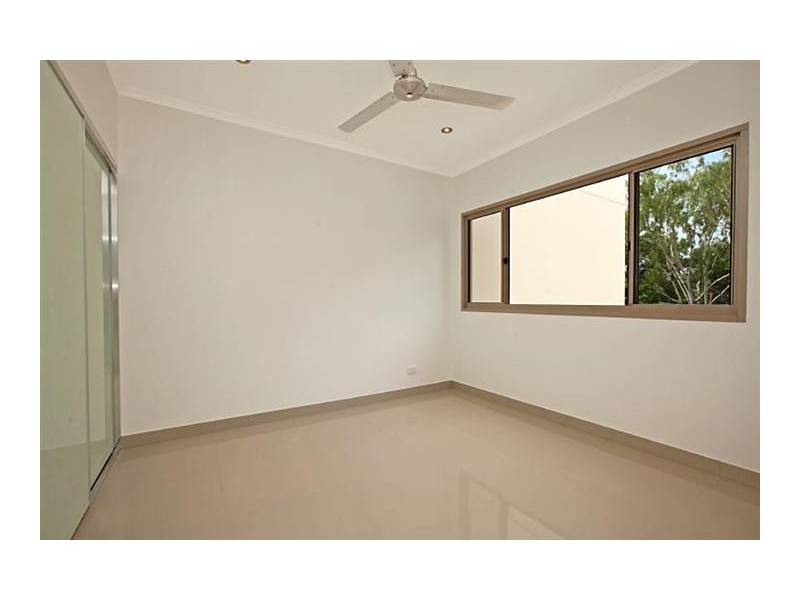 10/30 Lorna Lim Terrace, Driver NT 0830