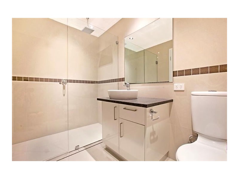 10/30 Lorna Lim Terrace, Driver NT 0830