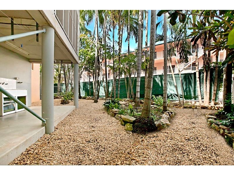 2/9 Houston Street, Larrakeyah NT 0820